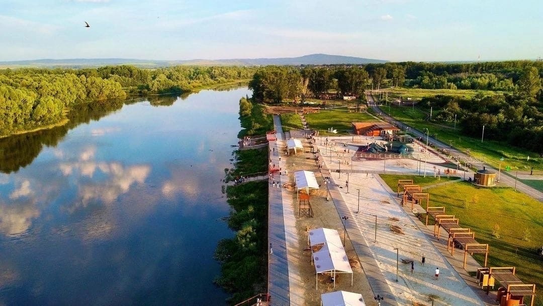 «Добро пожаловать» на набережную в городе Салават.