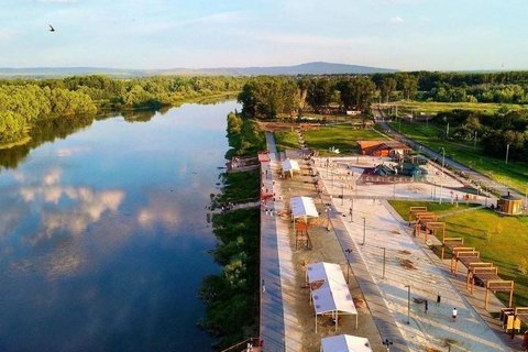 «Добро пожаловать» на набережную в городе Салават.